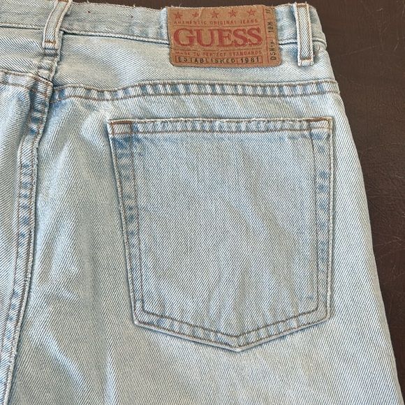 🥂 Host Pick 🥂 Vintage Embroidered Distressed Stonewashed Guess Jeans - Picture 12 of 17